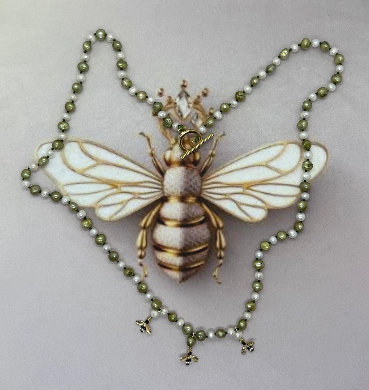 225. Drizzled Green Bee